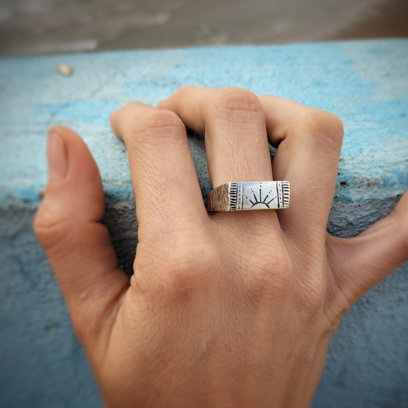 Nitzit - Silver Ring