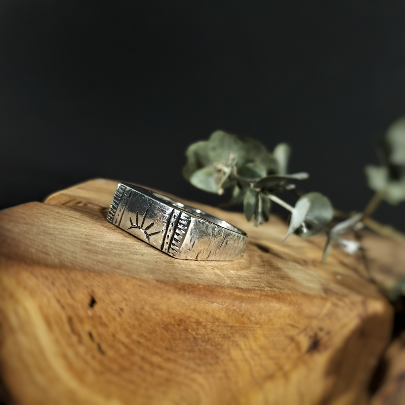Nitzit - Silver Ring